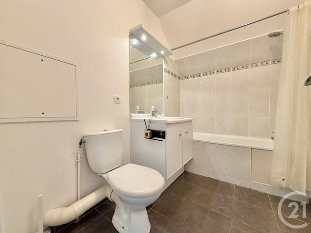 Appartement F1 à louer - 1 pièce - 29.12 m2 - SARCELLES - 95 - ILE-DE-FRANCE - Century 21 Wilson Immobilier
