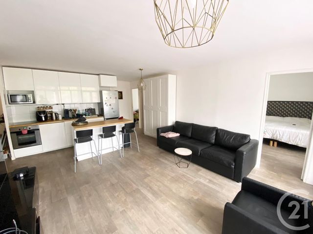 Appartement F4 à louer - 4 pièces - 76.18 m2 - GARGES LES GONESSE - 95 - ILE-DE-FRANCE - Century 21 Wilson Immobilier