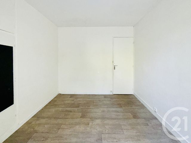 Afficher la photo en grand Appartement F4 à louer - 4 pièces - 76.18 m2 - GARGES LES GONESSE - 95 - ILE-DE-FRANCE - Century 21 Wilson Immobilier