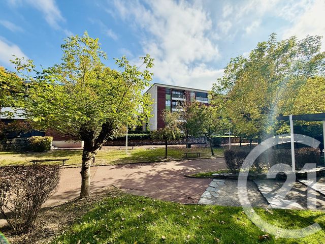 Afficher la photo en grand Appartement F4 à louer - 4 pièces - 76.18 m2 - GARGES LES GONESSE - 95 - ILE-DE-FRANCE - Century 21 Wilson Immobilier