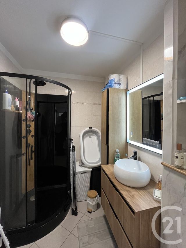 Appartement F2 à vendre - 2 pièces - 42.69 m2 - SARCELLES - 95 - ILE-DE-FRANCE - Century 21 Wilson Immobilier