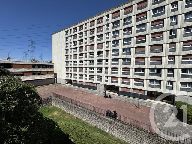 Afficher la photo en grand Appartement F4 à vendre - 4 pièces - 78.31 m2 - SARCELLES - 95 - ILE-DE-FRANCE - Century 21 Wilson Immobilier