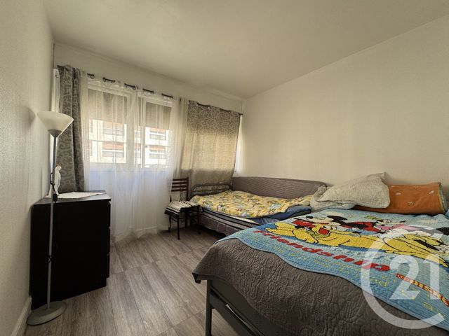 Afficher la photo en grand Appartement F4 à vendre - 4 pièces - 78.31 m2 - SARCELLES - 95 - ILE-DE-FRANCE - Century 21 Wilson Immobilier