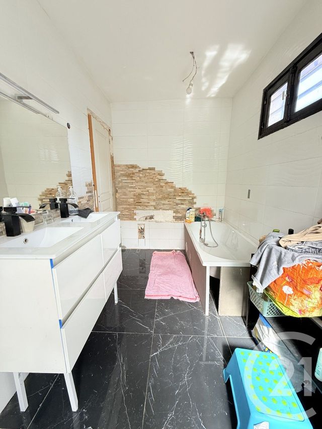 Afficher la photo en grand maison à vendre - 5 pièces - 121.0 m2 - FRANCONVILLE LA GARENNE - 95 - ILE-DE-FRANCE - Century 21 Wilson Immobilier