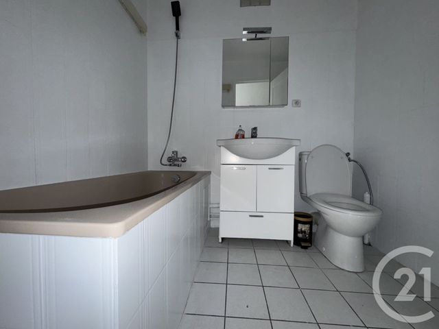 Appartement F3 à vendre - 3 pièces - 50.27 m2 - SARCELLES - 95 - ILE-DE-FRANCE - Century 21 Wilson Immobilier