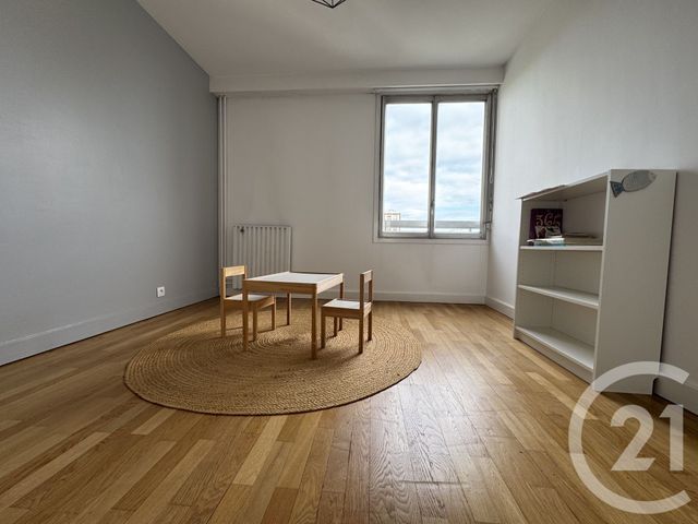 Afficher la photo en grand Appartement F5 à vendre - 5 pièces - 121.51 m2 - SARCELLES - 95 - ILE-DE-FRANCE - Century 21 Wilson Immobilier