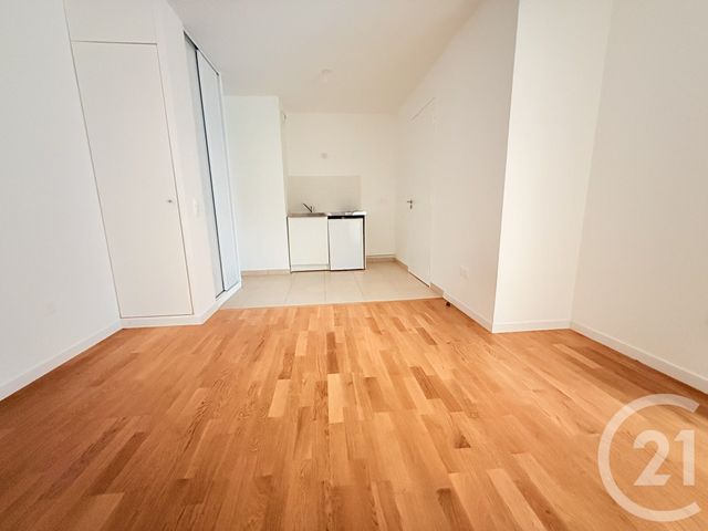 Appartement F2 à louer - 2 pièces - 31.25 m2 - ROMAINVILLE - 93 - ILE-DE-FRANCE - Century 21 Wilson Immobilier