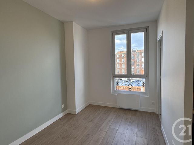 Appartement F2 à louer - 2 pièces - 27.97 m2 - ST DENIS - 93 - ILE-DE-FRANCE - Century 21 Wilson Immobilier