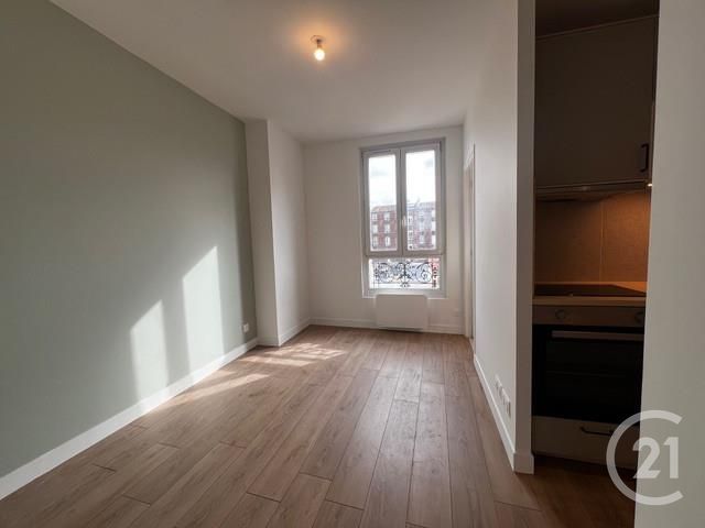 Appartement F2 à louer - 2 pièces - 27.97 m2 - ST DENIS - 93 - ILE-DE-FRANCE - Century 21 Wilson Immobilier