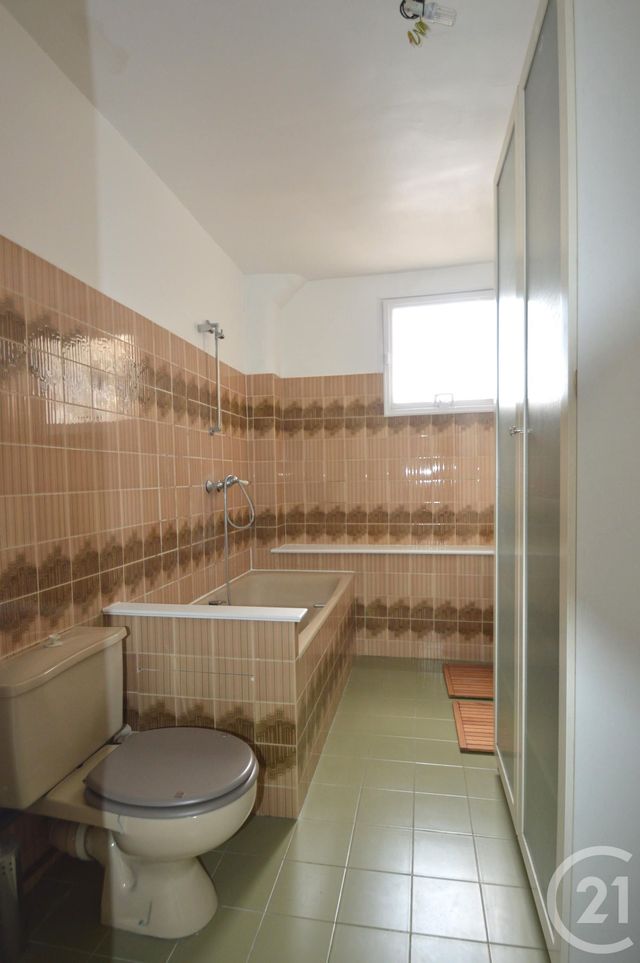 Appartement F2 à louer - 2 pièces - 33.08 m2 - LA PLAINE ST DENIS - 93 - ILE-DE-FRANCE - Century 21 Wilson Immobilier