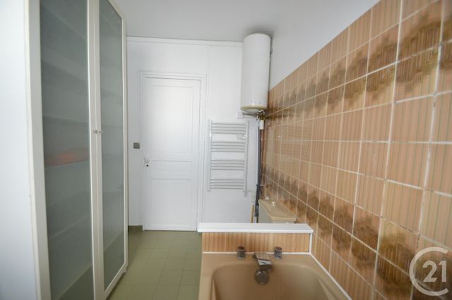 Appartement F2 à louer - 2 pièces - 33.08 m2 - LA PLAINE ST DENIS - 93 - ILE-DE-FRANCE - Century 21 Wilson Immobilier