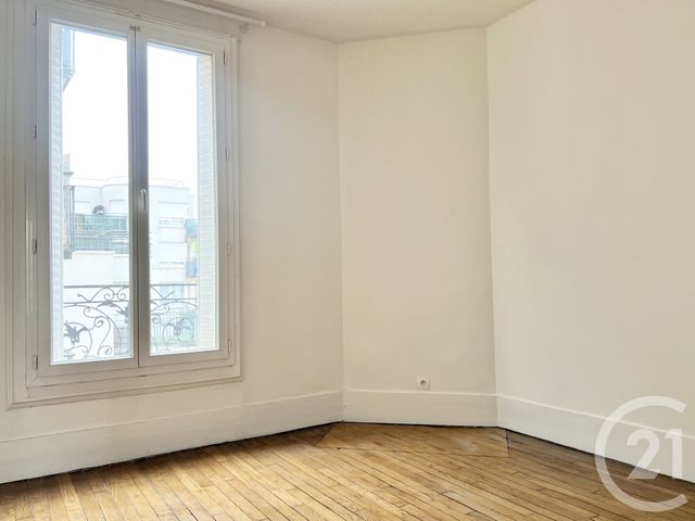 Appartement à louer - 2 pièces - 43.87 m2 - LA PLAINE ST DENIS - 93 - ILE-DE-FRANCE - Century 21 Wilson Immobilier