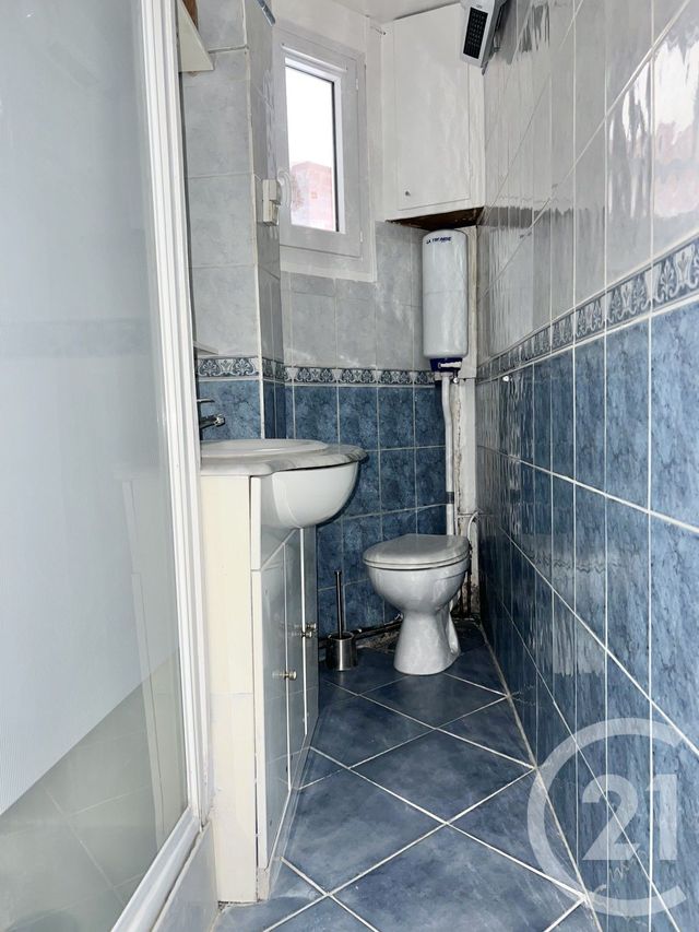 Appartement à louer - 2 pièces - 43.87 m2 - LA PLAINE ST DENIS - 93 - ILE-DE-FRANCE - Century 21 Wilson Immobilier