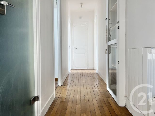 Appartement à louer - 2 pièces - 43.87 m2 - LA PLAINE ST DENIS - 93 - ILE-DE-FRANCE - Century 21 Wilson Immobilier