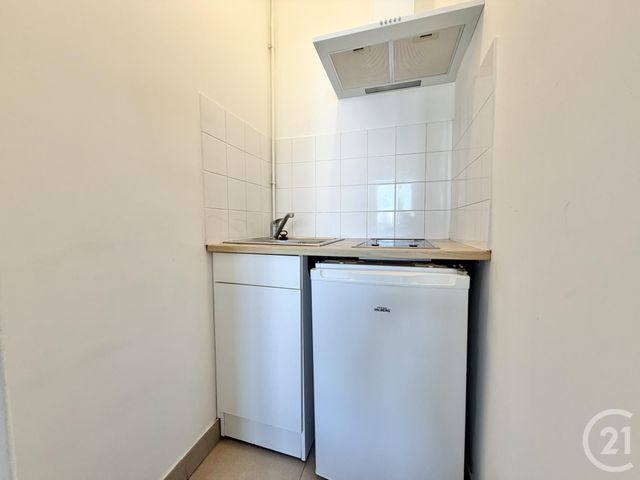 Appartement Studio à louer - 1 pièce - 18.0 m2 - ST DENIS - 93 - ILE-DE-FRANCE - Century 21 Wilson Immobilier