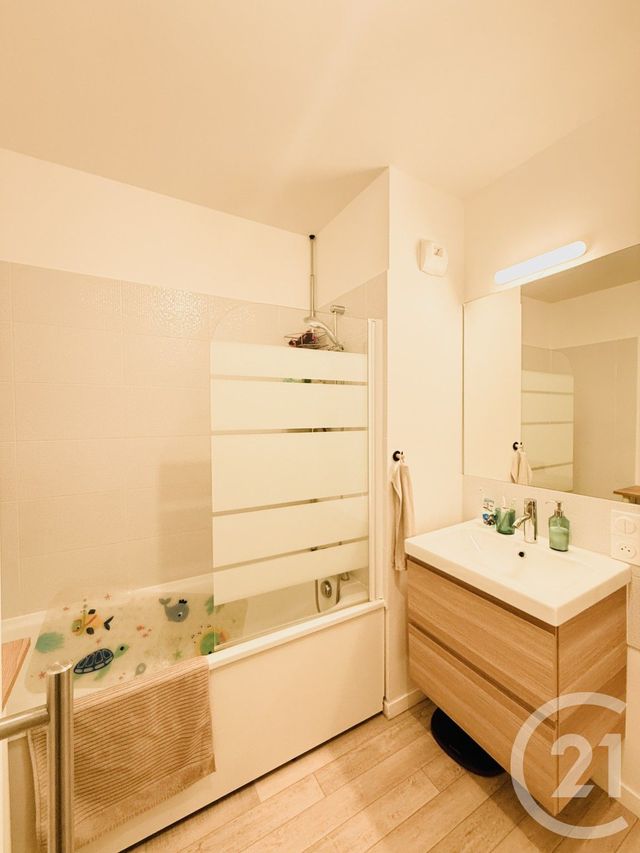 Appartement F3 à vendre - 3 pièces - 60.25 m2 - VILLIERS LE BEL - 95 - ILE-DE-FRANCE - Century 21 Wilson Immobilier