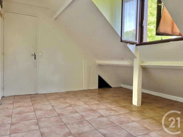 maison à louer - 7 pièces - 122.01 m2 - LE THILLAY - 95 - ILE-DE-FRANCE - Century 21 Wilson Immobilier