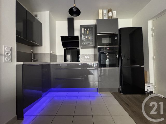 Appartement F2 à vendre - 2 pièces - 47.0 m2 - SARCELLES - 95 - ILE-DE-FRANCE - Century 21 Wilson Immobilier
