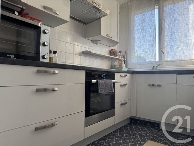 Appartement F4 à vendre - 4 pièces - 62.84 m2 - SARCELLES - 95 - ILE-DE-FRANCE - Century 21 Wilson Immobilier