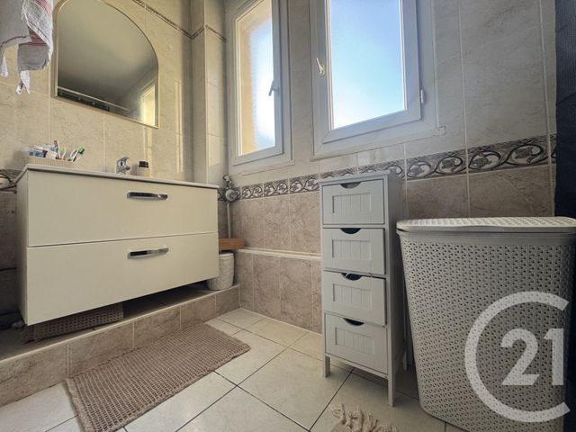 Appartement F4 à vendre - 4 pièces - 62.84 m2 - SARCELLES - 95 - ILE-DE-FRANCE - Century 21 Wilson Immobilier