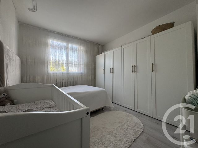 Appartement F4 à vendre - 4 pièces - 62.84 m2 - SARCELLES - 95 - ILE-DE-FRANCE - Century 21 Wilson Immobilier