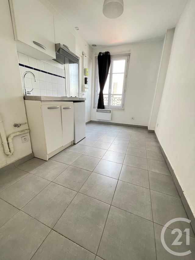 Appartement F1 à louer - 1 pièce - 24.62 m2 - ST DENIS - 93 - ILE-DE-FRANCE - Century 21 Wilson Immobilier