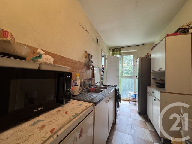 Appartement F4 à vendre - 4 pièces - 67.28 m2 - SARCELLES - 95 - ILE-DE-FRANCE - Century 21 Wilson Immobilier