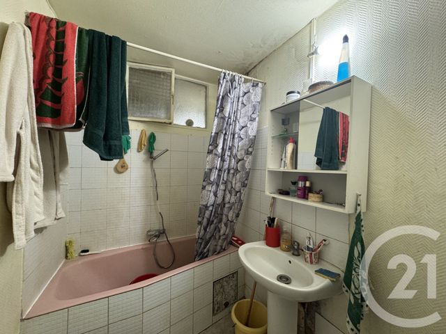 Appartement F4 à vendre - 4 pièces - 67.28 m2 - SARCELLES - 95 - ILE-DE-FRANCE - Century 21 Wilson Immobilier
