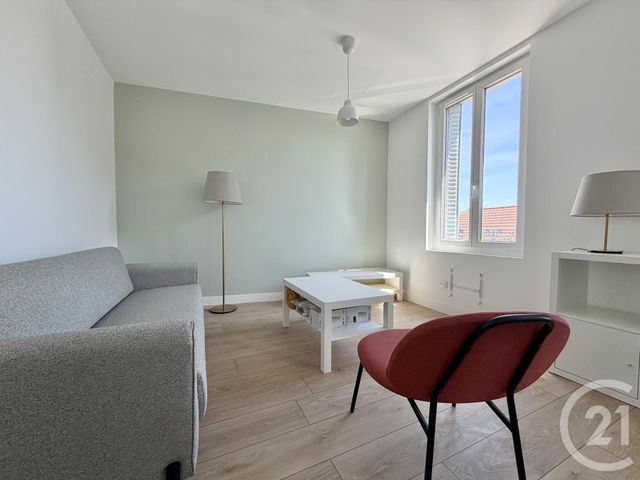 Appartement à louer - 2 pièces - 34.0 m2 - AUBERVILLIERS - 93 - ILE-DE-FRANCE - Century 21 Wilson Immobilier