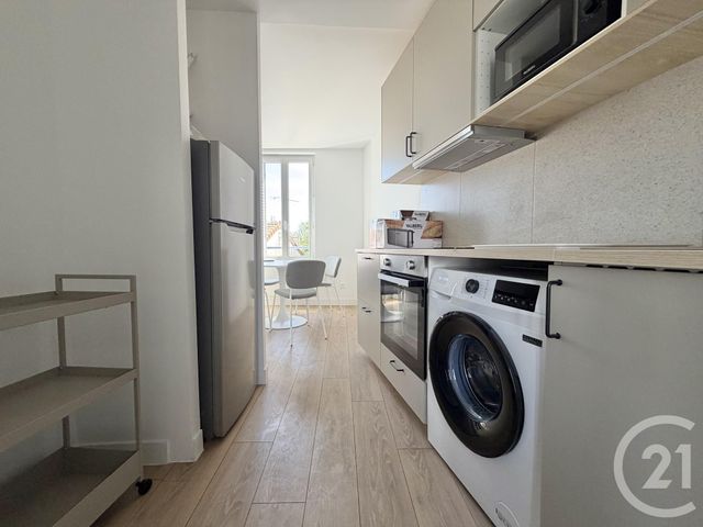 Appartement à louer - 2 pièces - 34.0 m2 - AUBERVILLIERS - 93 - ILE-DE-FRANCE - Century 21 Wilson Immobilier