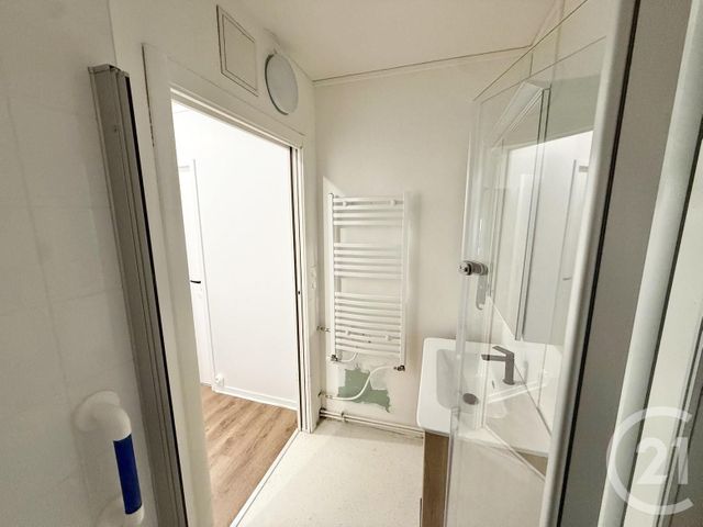 Appartement F4 à louer - 4 pièces - 77.0 m2 - SENLIS - 60 - PICARDIE - Century 21 Wilson Immobilier