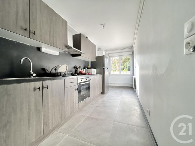 Appartement F4 à louer - 4 pièces - 77.0 m2 - SENLIS - 60 - PICARDIE - Century 21 Wilson Immobilier