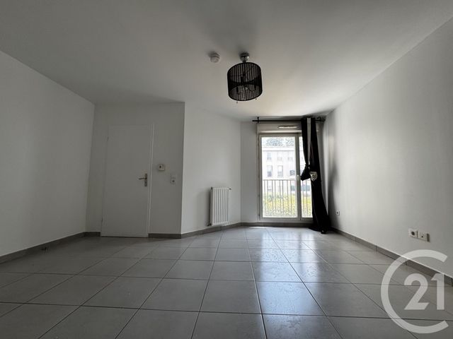 Appartement F2 à vendre - 2 pièces - 40.0 m2 - SARCELLES - 95 - ILE-DE-FRANCE - Century 21 Wilson Immobilier