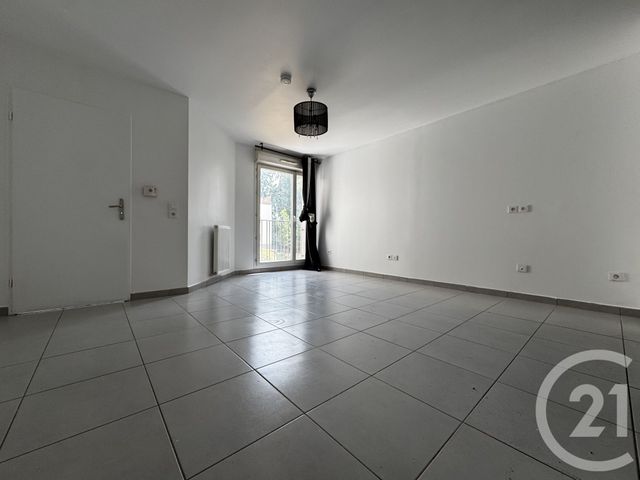 Appartement F2 à vendre - 2 pièces - 40.0 m2 - SARCELLES - 95 - ILE-DE-FRANCE - Century 21 Wilson Immobilier