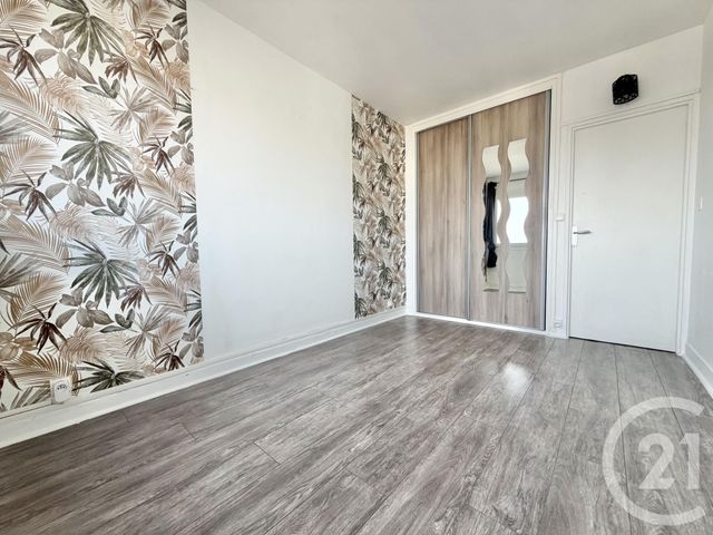 Appartement F2 à louer - 2 pièces - 40.3 m2 - ST DENIS - 93 - ILE-DE-FRANCE - Century 21 Wilson Immobilier