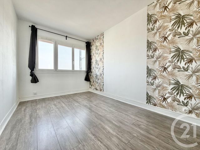 Appartement F2 à louer - 2 pièces - 40.3 m2 - ST DENIS - 93 - ILE-DE-FRANCE - Century 21 Wilson Immobilier